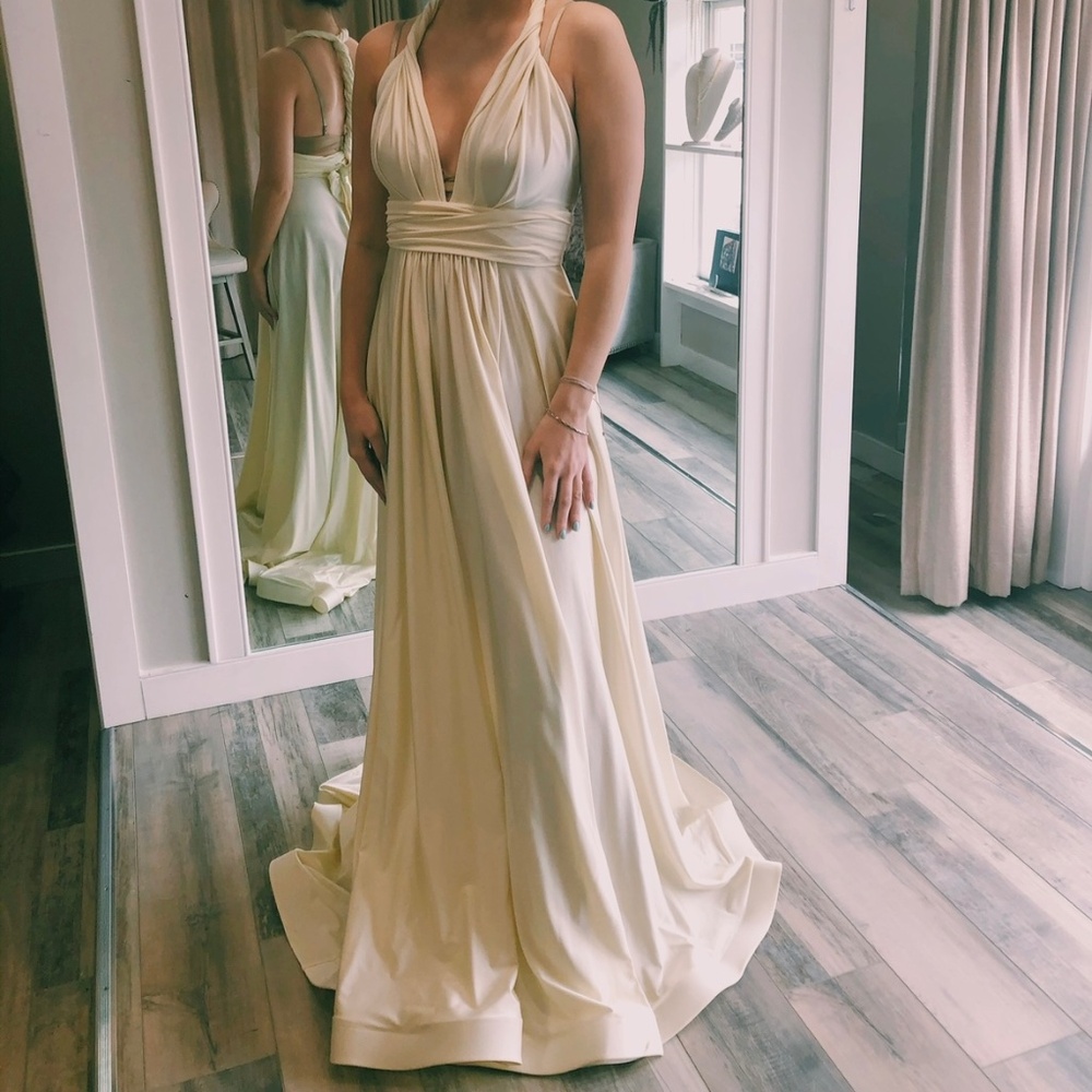 Jessica Angel Prom Dress in Ivory (Style 571) - Size Medium